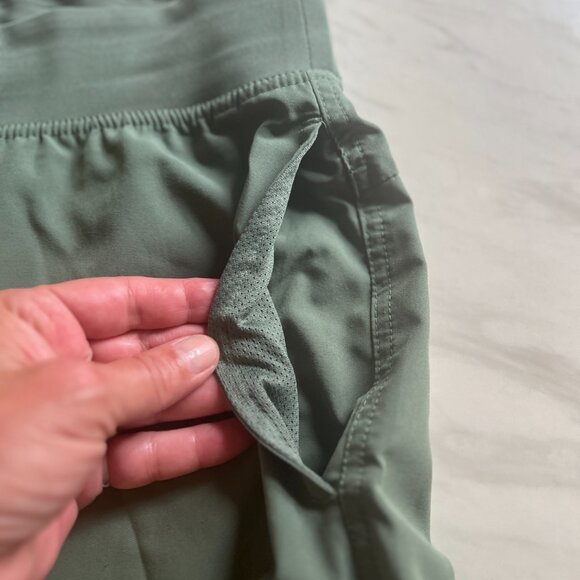 Amazon Essentials Olive Green Athletic Shorts Size Woman Small - Picture 5 of 13